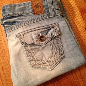 BKE 'Sabrina' distressed bootcut jeans size 28